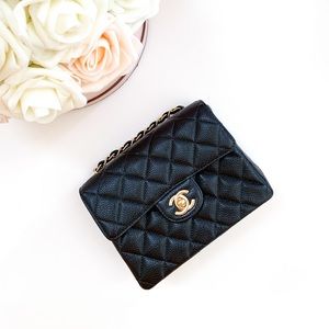 ❌SOLD❌Chanel vintage Square Mini Caviar